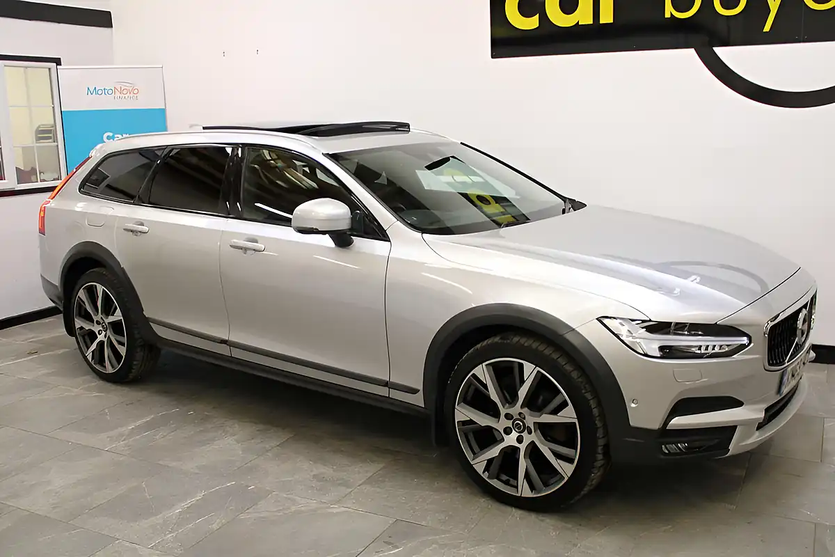 Used 2019 Volvo V90 Cross Country Plus Silver - Interior and Exterior details 5