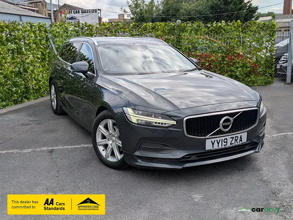 Used 2019 Volvo V90 Momentum Savile Grey - Interior and Exterior details 2