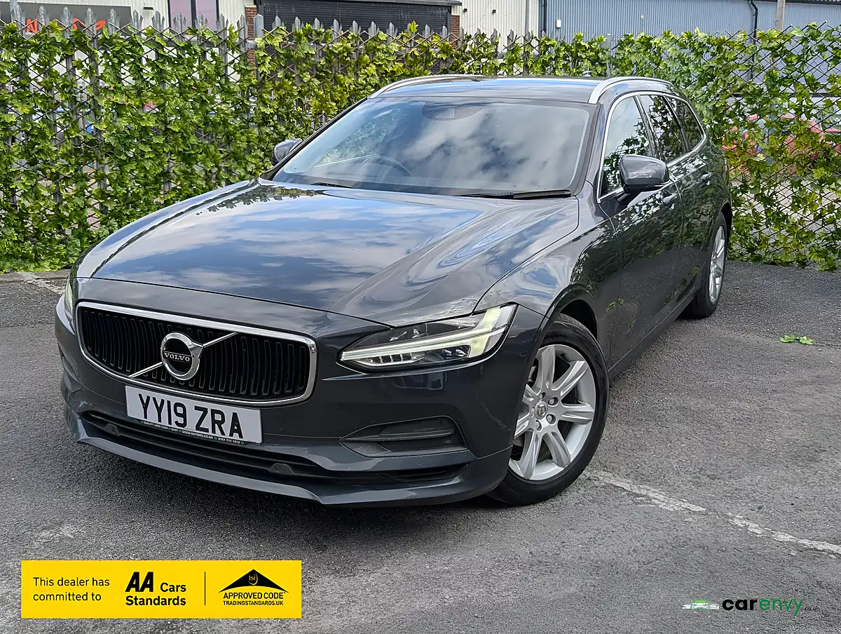 Used 2019 Volvo V90 Momentum Savile Grey - Interior and Exterior details 8