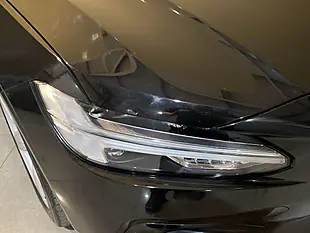 Used 2019 Volvo V90 R-Design Black - Interior and Exterior details 11