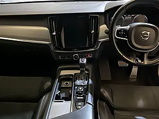 Used 2019 Volvo V90 R-Design Black - Interior and Exterior details 3