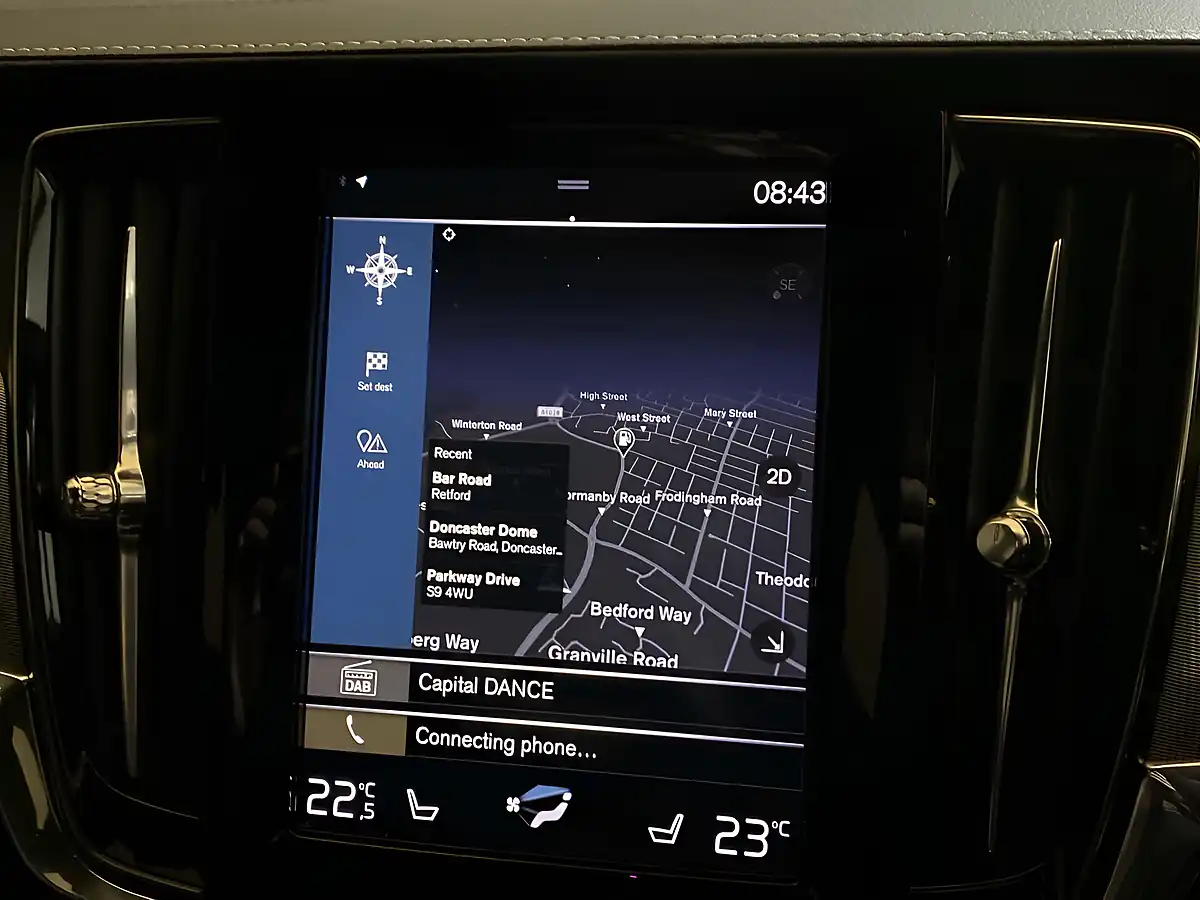 Used 2019 Volvo V90 R-Design Black - Interior and Exterior details 7