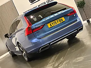 Used 2019 Volvo V90 R-Design Blue - Interior and Exterior details 11