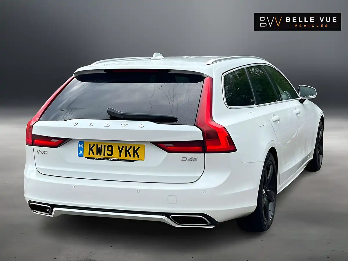 Used 2019 Volvo V90 R-Design Crystal White - Interior and Exterior details 6