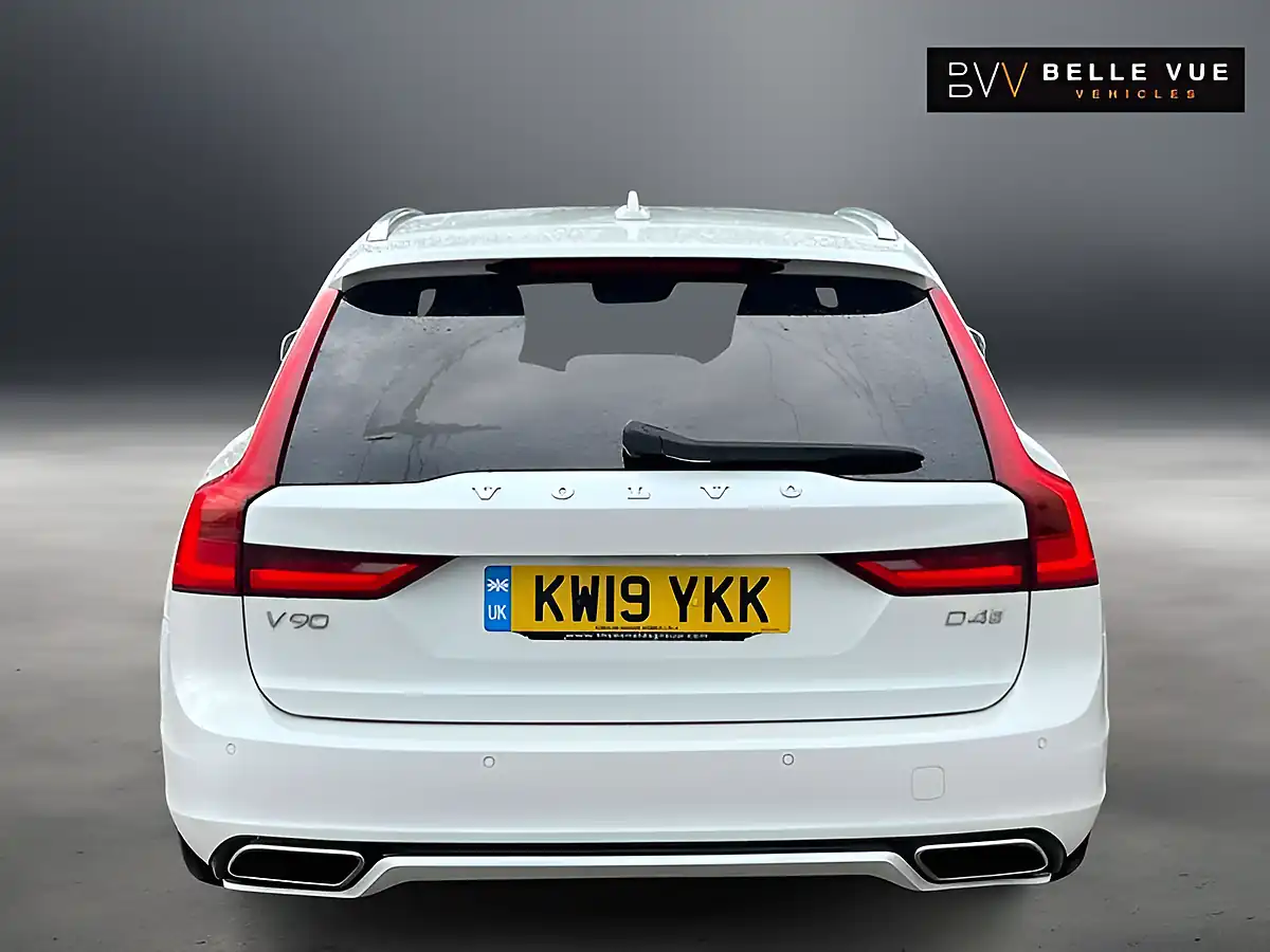 Used 2019 Volvo V90 R-Design Crystal White - Interior and Exterior details 7