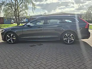 Used 2019 Volvo V90 R-Design Savile Grey - Interior and Exterior details 7