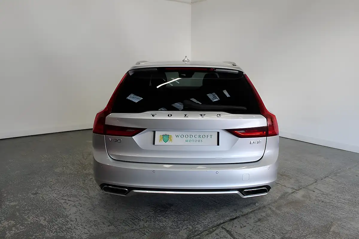 Used 2019 Volvo V90 R-Design Silver - Interior and Exterior details 10