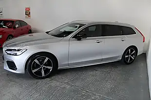 Used 2019 Volvo V90 R-Design Silver - Interior and Exterior details 4