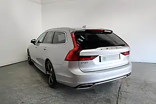 Used 2019 Volvo V90 R-Design Silver - Interior and Exterior details 5