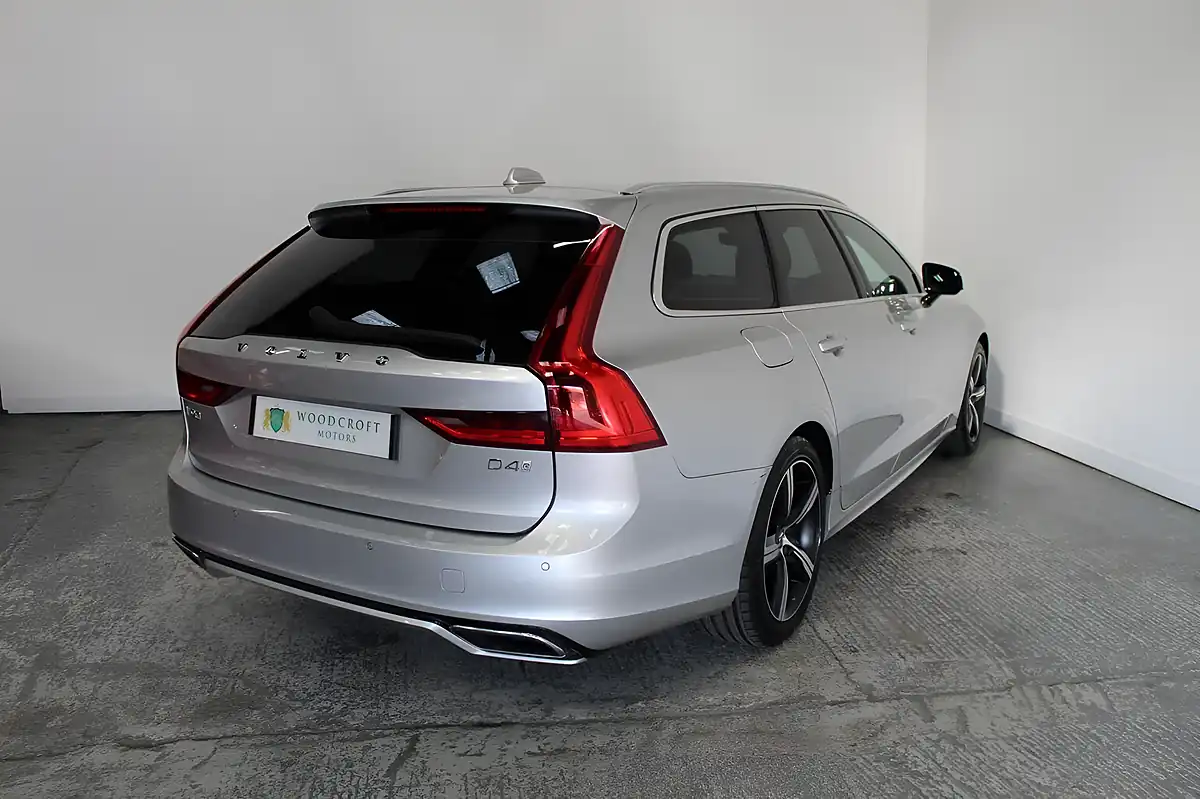 Used 2019 Volvo V90 R-Design Silver - Interior and Exterior details 6