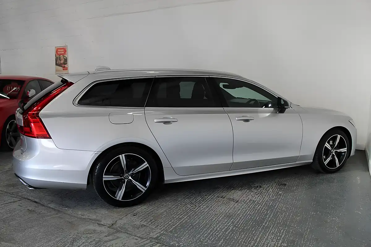 Used 2019 Volvo V90 R-Design Silver - Interior and Exterior details 8