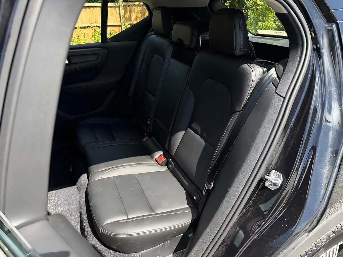 Used 2019 Volvo XC40 Inscription Black - Interior and Exterior details 12