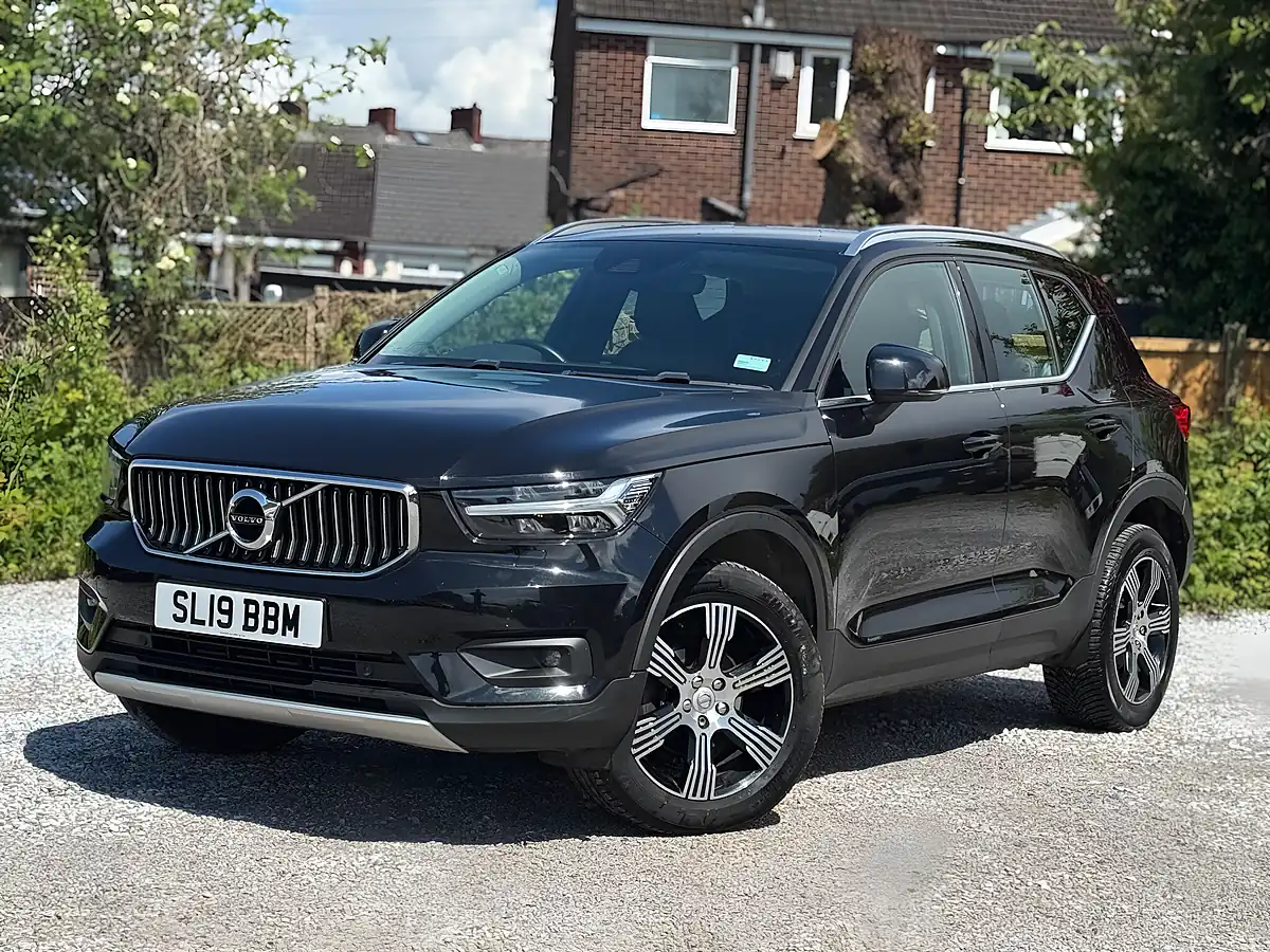 Used 2019 Volvo XC40 Inscription Black - Interior and Exterior details 3