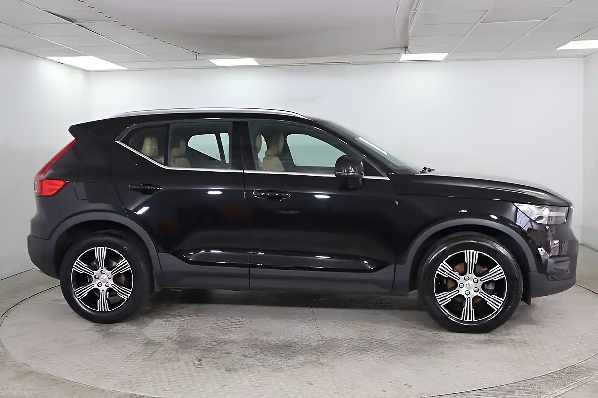 Used 2019 Volvo XC40 Inscription Black - Interior and Exterior details 7