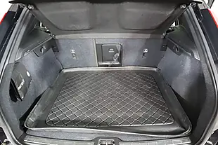 Used 2019 Volvo XC40 Inscription Black - Interior and Exterior details 9
