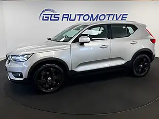 Used 2019 Volvo XC40 Inscription Bright Silver - Interior and Exterior details 9