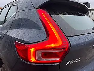 Used 2019 Volvo XC40 Inscription Denim Blue - Interior and Exterior details 11