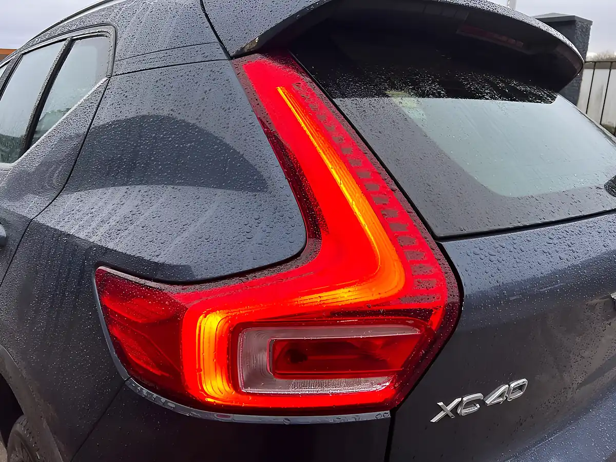 Used 2019 Volvo XC40 Inscription Denim Blue - Interior and Exterior details 11