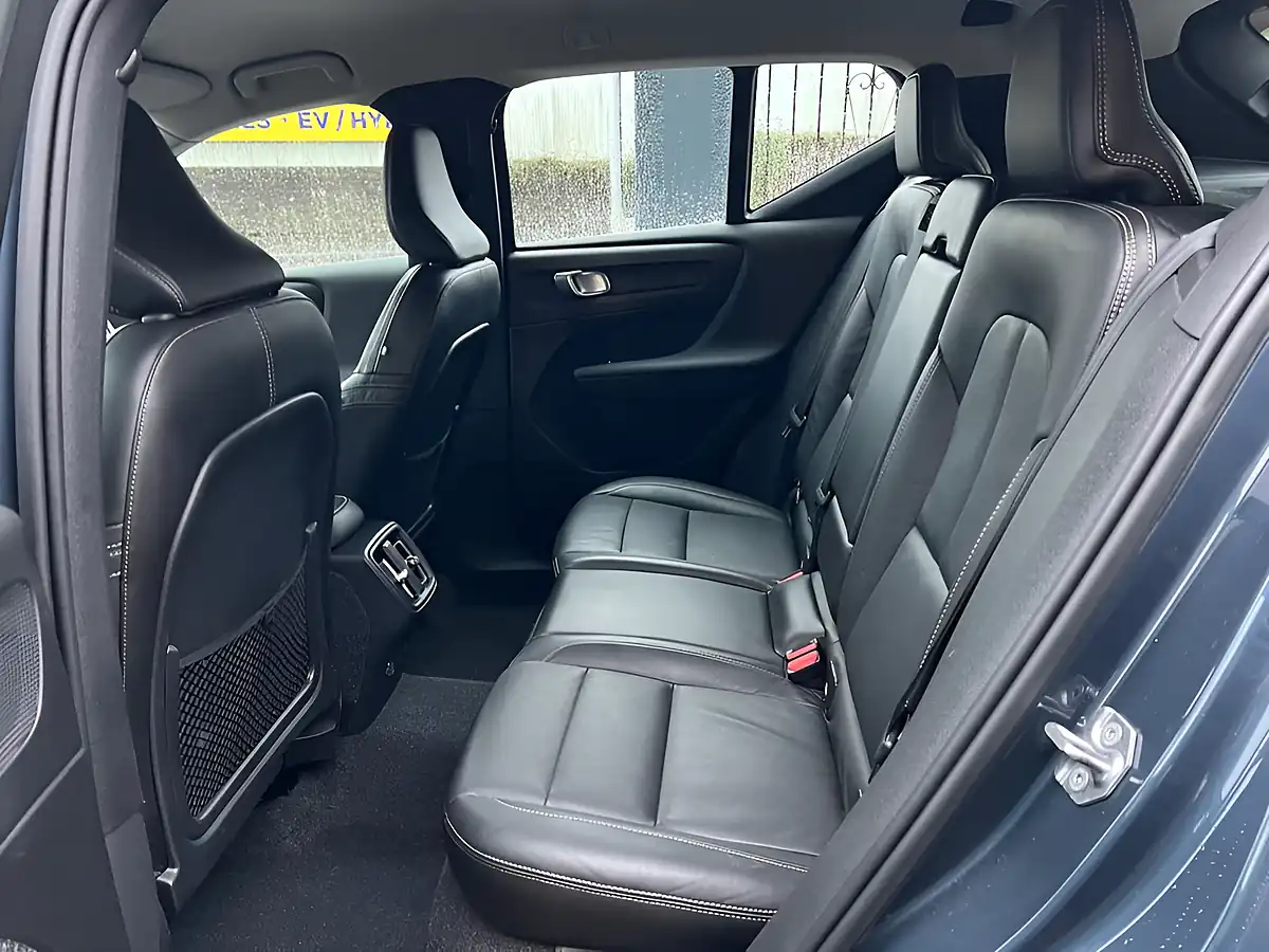 Used 2019 Volvo XC40 Inscription Denim Blue - Interior and Exterior details 14