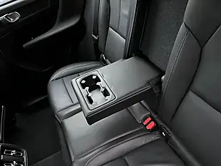 Used 2019 Volvo XC40 Inscription Denim Blue - Interior and Exterior details 15