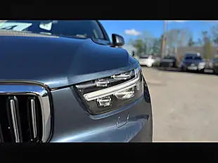 Used 2019 Volvo XC40 Inscription Denim Blue - Interior and Exterior details 10