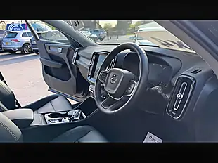 Used 2019 Volvo XC40 Inscription Denim Blue - Interior and Exterior details 14