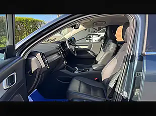 Used 2019 Volvo XC40 Inscription Denim Blue - Interior and Exterior details 17