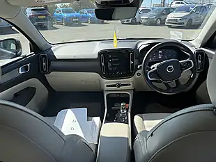 Used 2019 Volvo XC40 Inscription Pine Grey - Interior and Exterior details 14