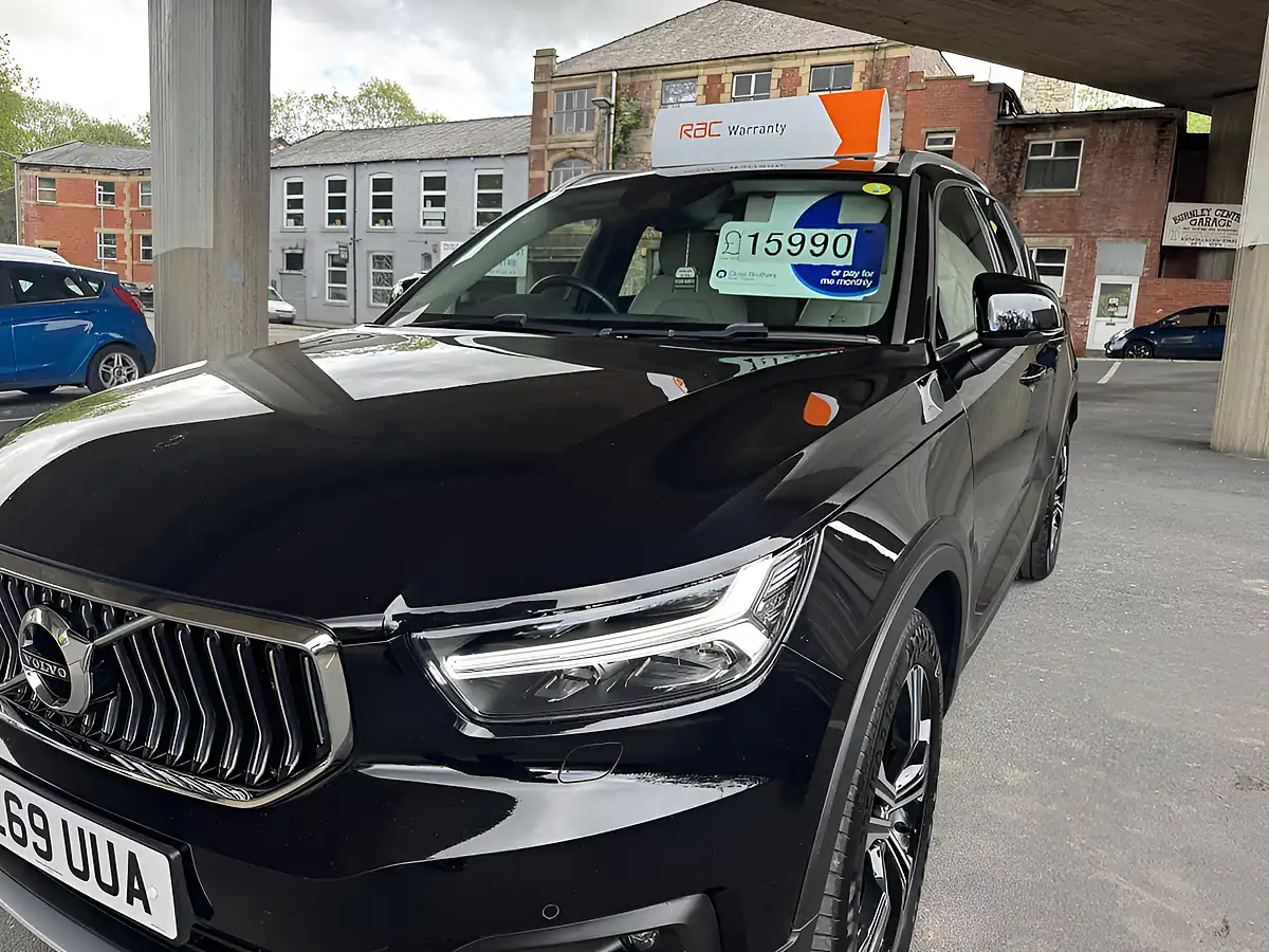 Used 2019 Volvo XC40 Inscription Pro Black - Interior and Exterior details 6