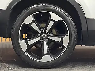Used 2019 Volvo XC40 Inscription Pro Crystal White - Interior and Exterior details 10