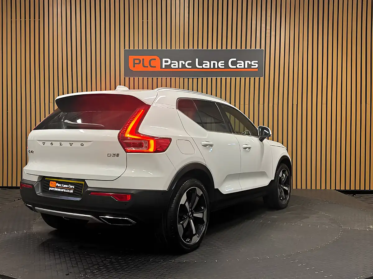 Used 2019 Volvo XC40 Inscription Pro Crystal White - Interior and Exterior details 3
