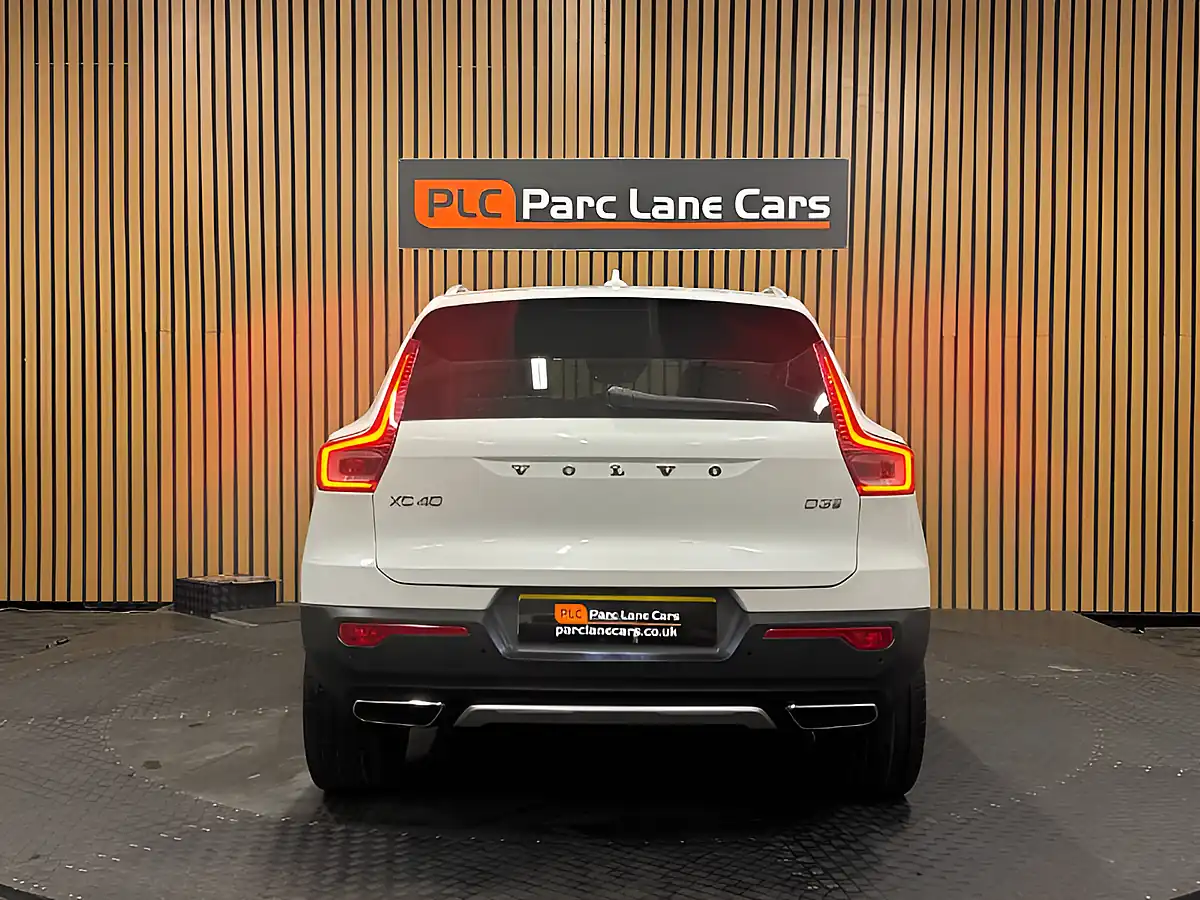 Used 2019 Volvo XC40 Inscription Pro Crystal White - Interior and Exterior details 4