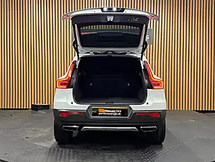 Used 2019 Volvo XC40 Inscription Pro Crystal White - Interior and Exterior details 5