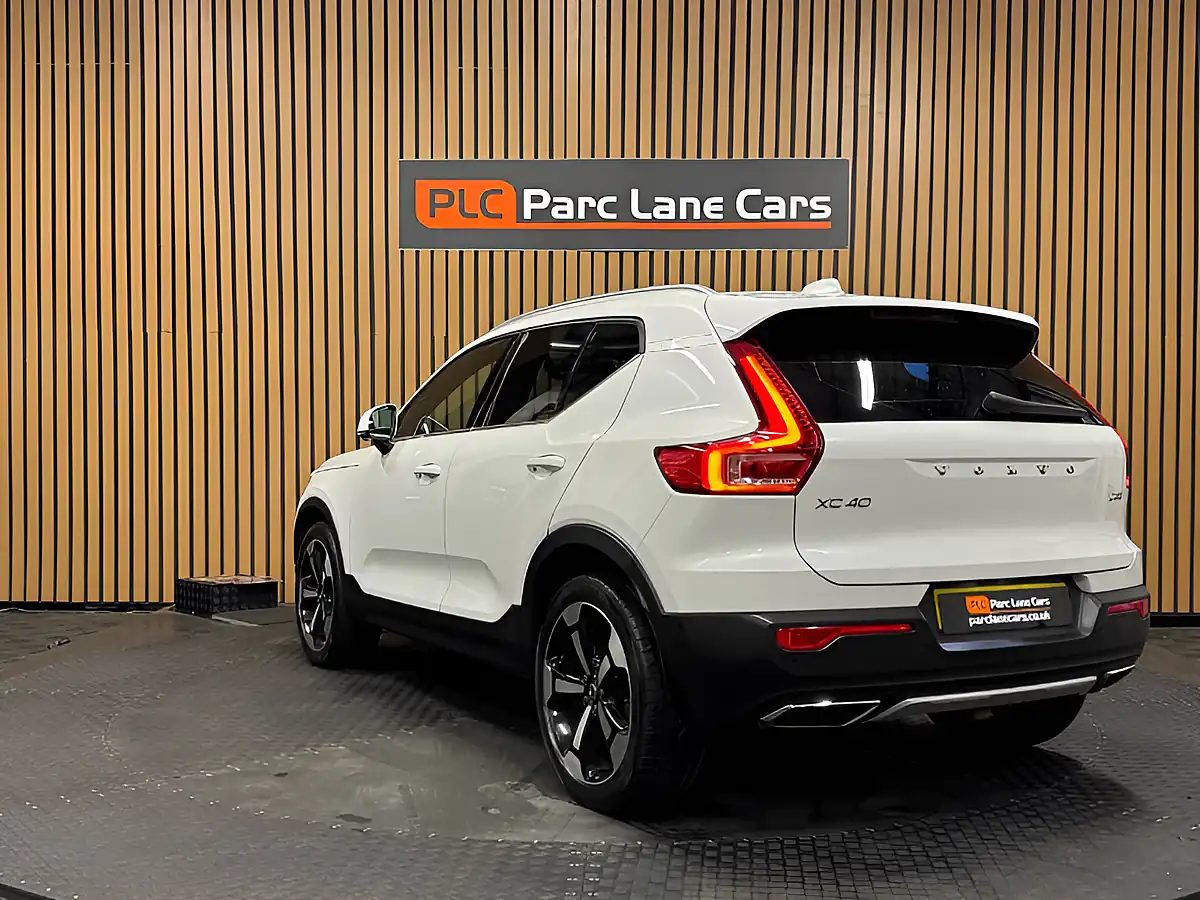 Used 2019 Volvo XC40 Inscription Pro Crystal White - Interior and Exterior details 6