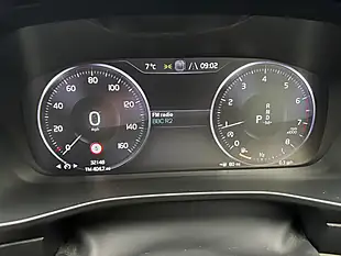 Used 2019 Volvo XC40 Inscription Pro Denim Blue - Interior and Exterior details 12