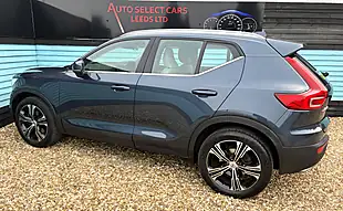 Used 2019 Volvo XC40 Inscription Pro Denim Blue - Interior and Exterior details 3