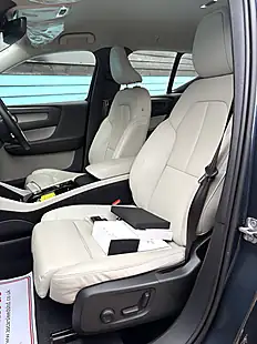 Used 2019 Volvo XC40 Inscription Pro Denim Blue - Interior and Exterior details 9