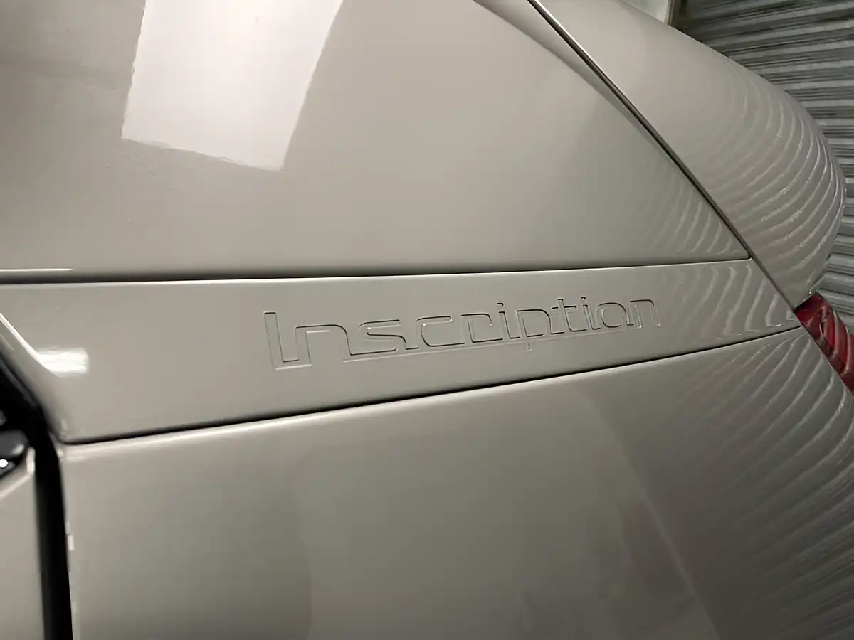 Used 2019 Volvo XC40 Inscription Pro Grey - Interior and Exterior details 11