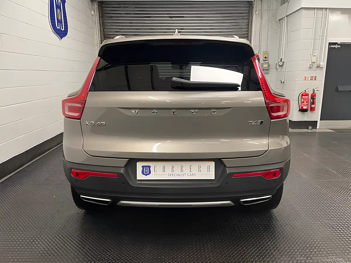 Used 2019 Volvo XC40 Inscription Pro Grey - Interior and Exterior details 13