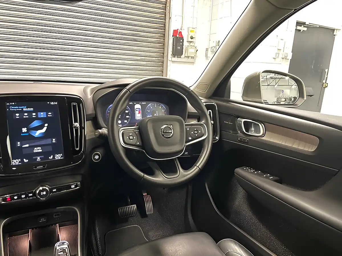 Used 2019 Volvo XC40 Inscription Pro Grey - Interior and Exterior details 17