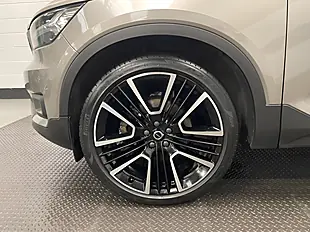 Used 2019 Volvo XC40 Inscription Pro Grey - Interior and Exterior details 6