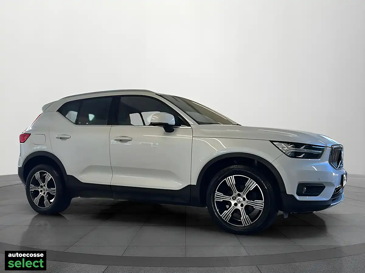 Used 2019 Volvo XC40 Inscription White - Interior and Exterior details 2