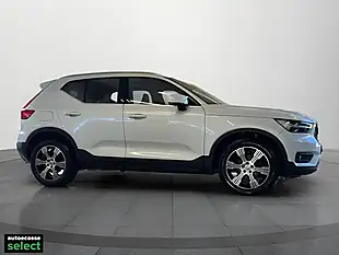 Used 2019 Volvo XC40 Inscription White - Interior and Exterior details 4