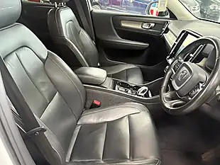 Used 2019 Volvo XC40 Inscription White - Interior and Exterior details 12
