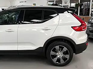 Used 2019 Volvo XC40 Inscription White - Interior and Exterior details 20