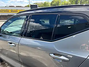 Used 2019 Volvo XC40 R-Design Grey - Interior and Exterior details 12