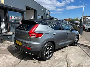 Used 2019 Volvo XC40 R-Design Grey - Interior and Exterior details 4