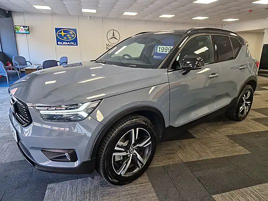 2019 Volvo XC40 R-Design D4
