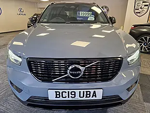 Used 2019 Volvo XC40 R-Design Grey - Interior and Exterior details 11