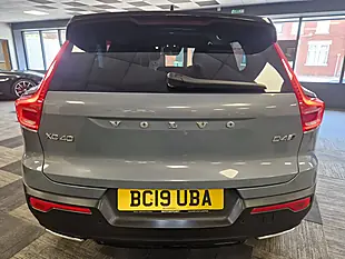 Used 2019 Volvo XC40 R-Design Grey - Interior and Exterior details 9
